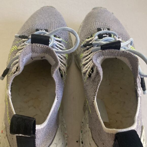 NIKE Space Hippie 01 Gray Volt CQ3986-002 Men’s Sneakers Size 8.5 - Picture 8 of 9